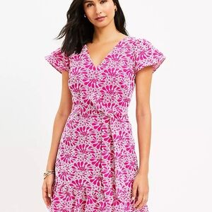 LOFT by Ann Taylor Pink and White Eyelet Flutter Sleeve Dress-Size 4